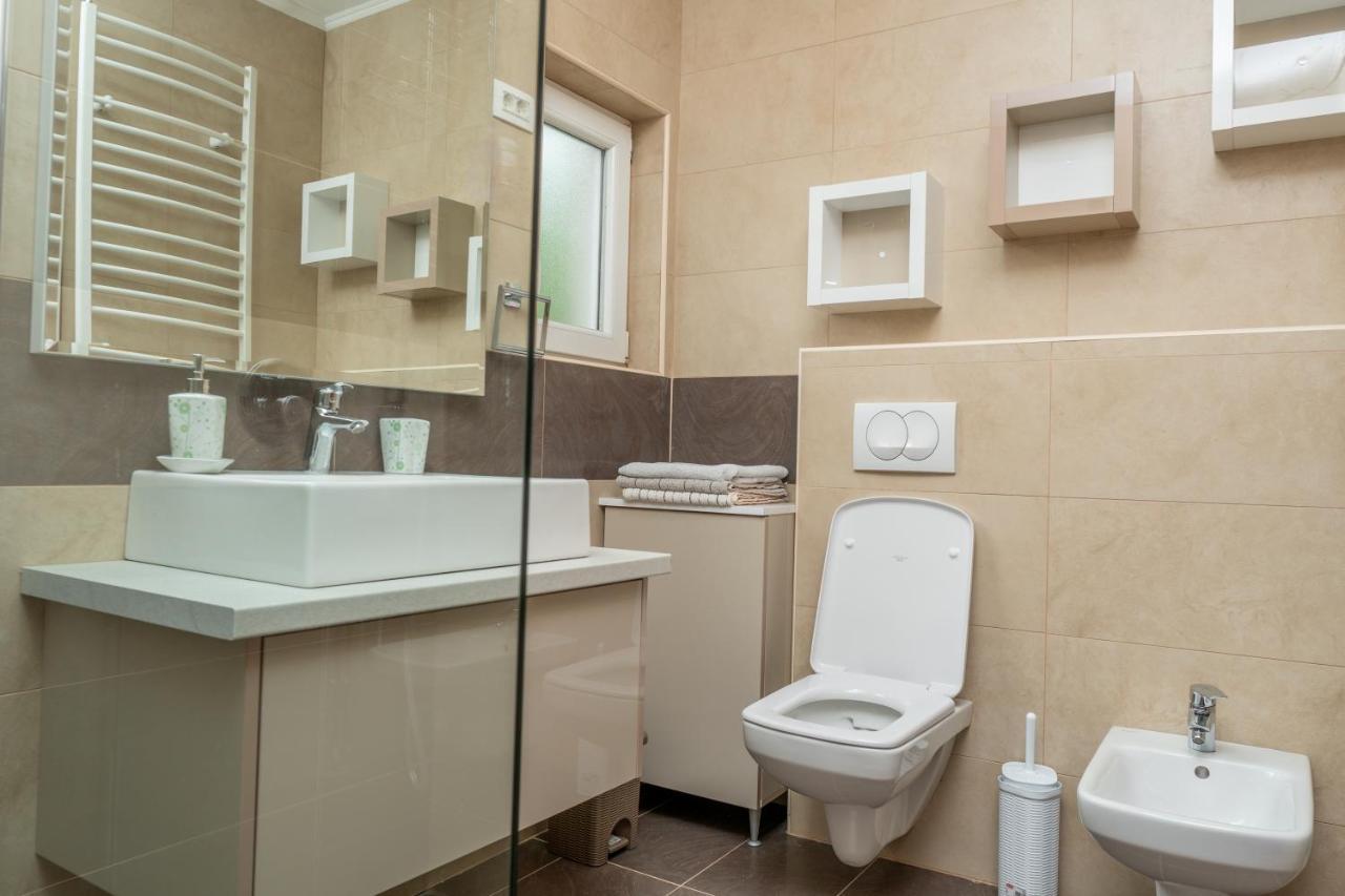 Hotel Royal Garden Nikšić Værelse billede