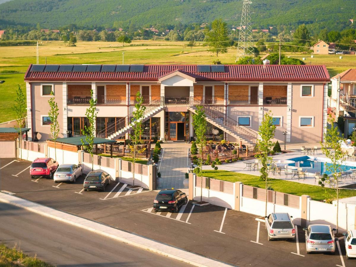 Hotel Royal Garden Nikšić Eksteriør billede