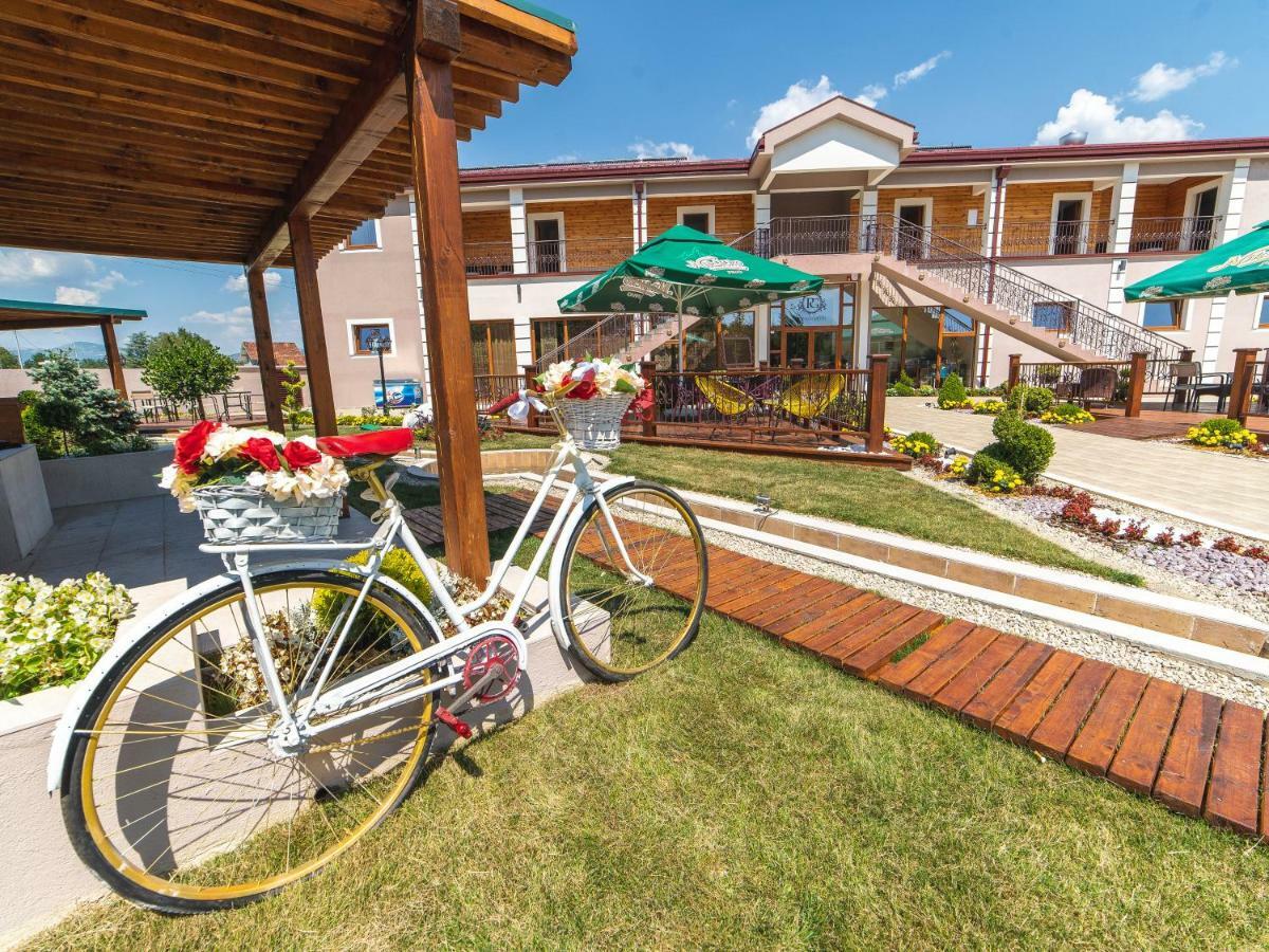 Hotel Royal Garden Nikšić Eksteriør billede