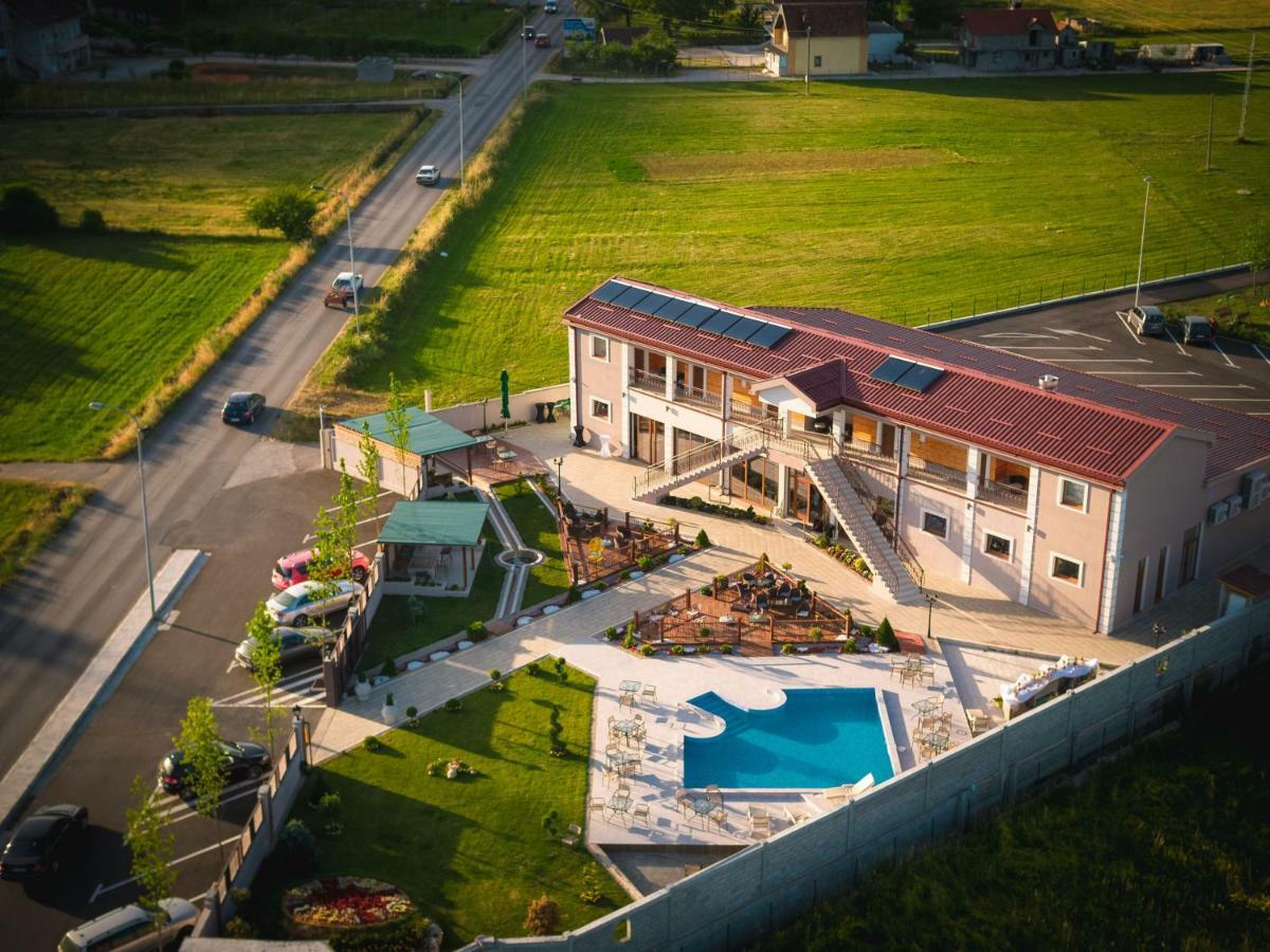 Hotel Royal Garden Nikšić Eksteriør billede